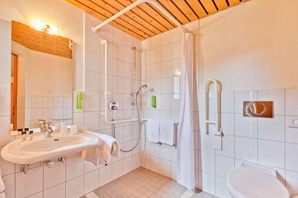 Hohenwart Forum Pforzheim Szoba fotó
