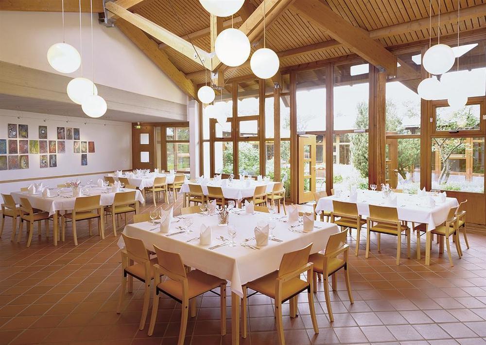 Hohenwart Forum Pforzheim Étterem fotó